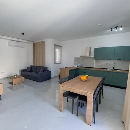 דירה Swieqi 3bdr New Is-Swieqi