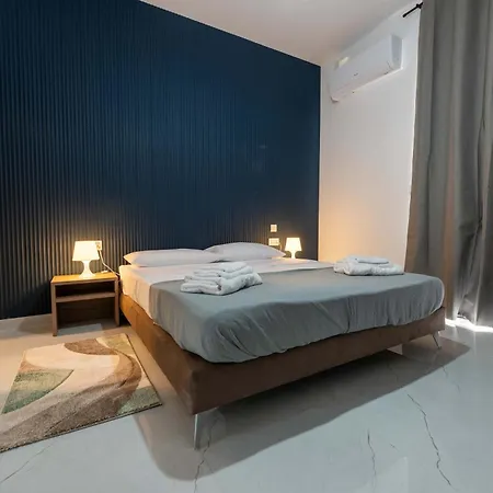 Swieqi 3bdr New דירה *
