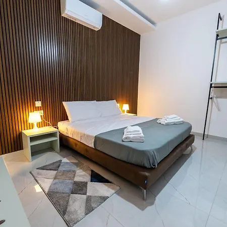 דירה Swieqi 3bdr New *